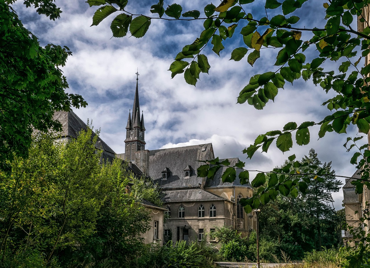名古屋の児童養護施設で働く保育士の求人情報は？